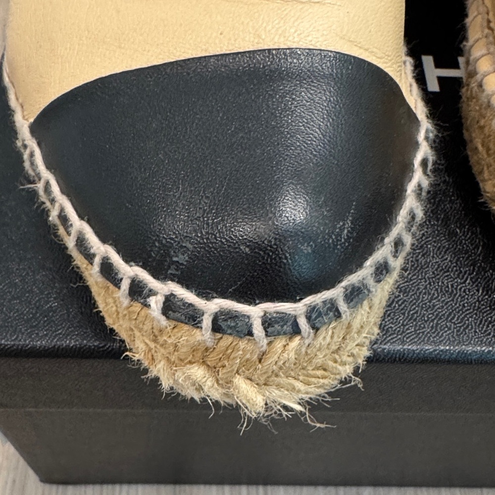 CHANEL Two-Tone Beige and Black Espadrilles - Picture 4 of 4